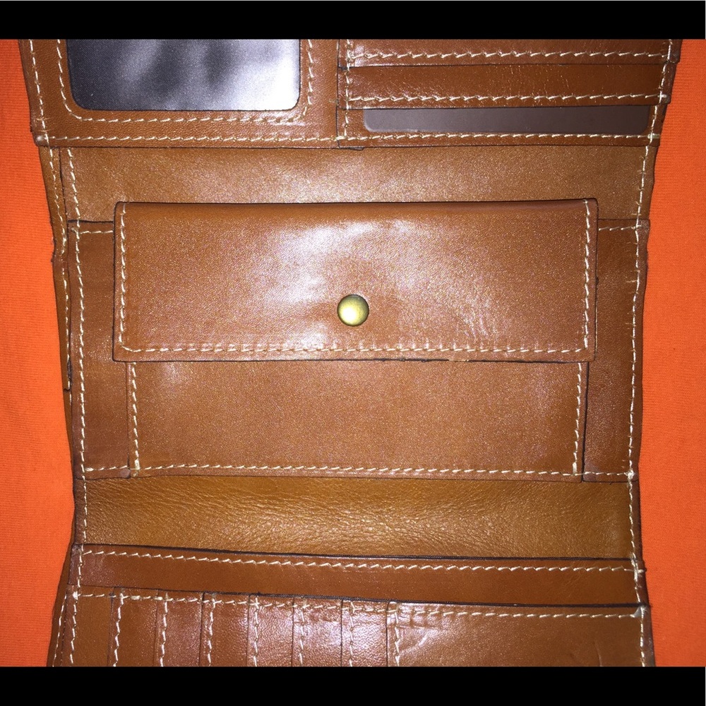Patricia Nash Wallet - Picture 5 of 8
